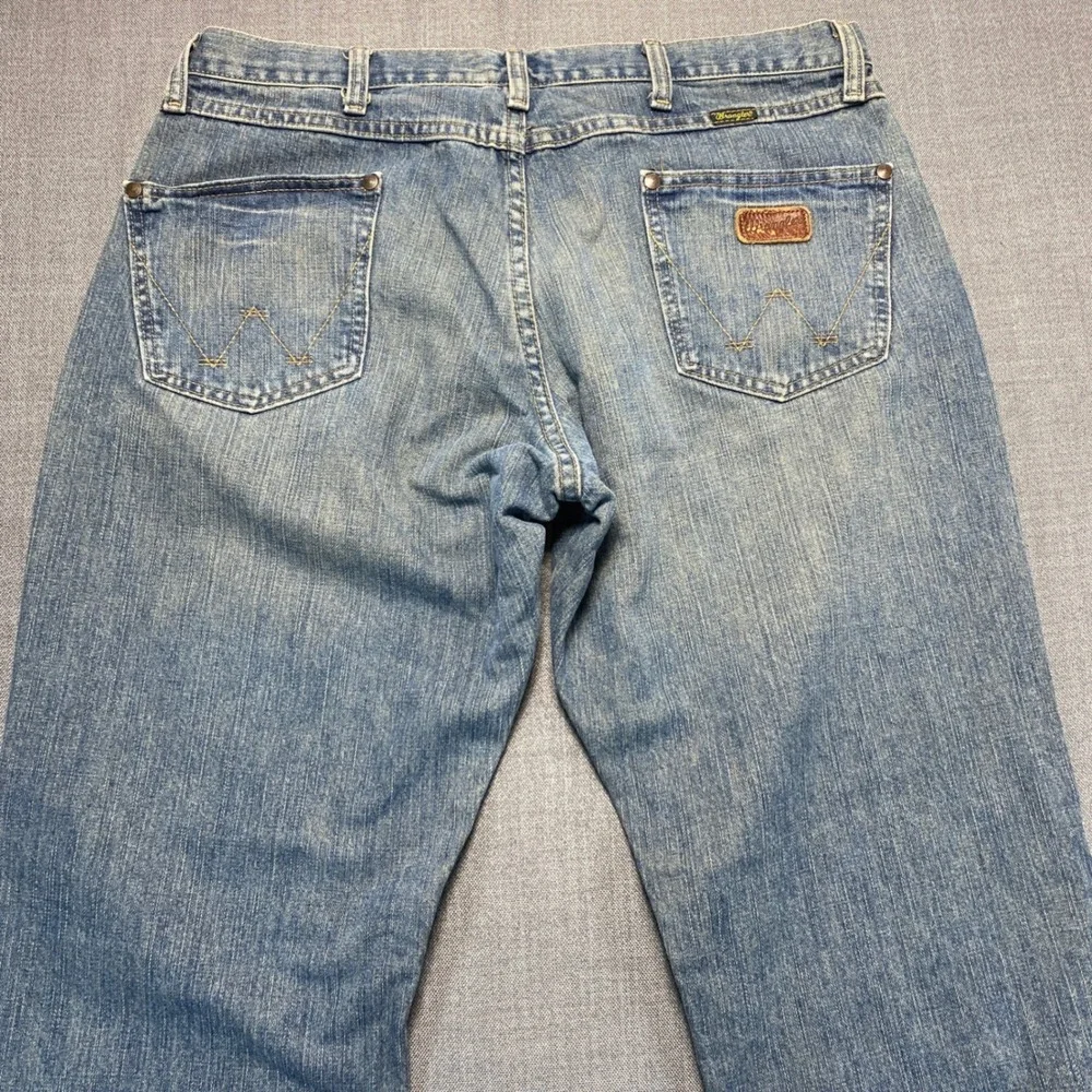 Wrangler Retro Mens Bootcut Jeans Medium Wash Blue Denim 36x32